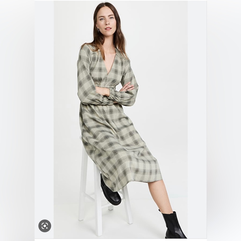 BB Dakota Midi Dress
